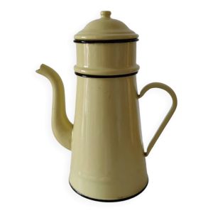 Grande cafetière émaillée