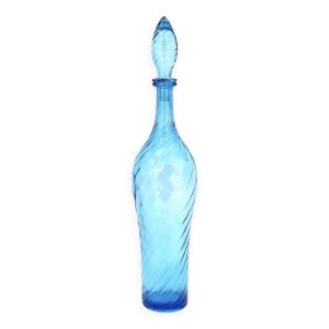 Carafe en verre bleu Empoli avec sillons, bouteille années 60