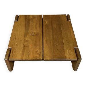 Table basse de la maison Regain en orme massif circa 1970