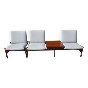 Banquette modulable 3 places Karl Sørlie & Sønner et sa table basse