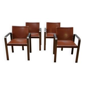 Suite de 4 fauteuils Matteo Grassi