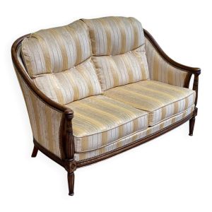 Canapé 2 places Louis XVI en tissu beige doré et bois massif courbé
