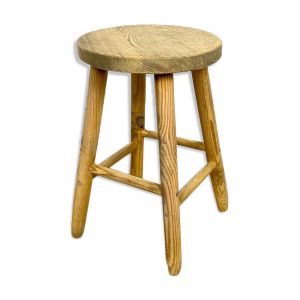 Tabouret en bois brut