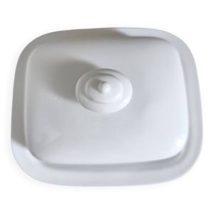 Beurrier en porcelaine blanche