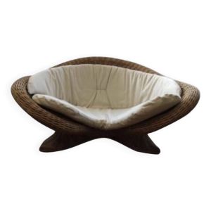 Fauteuil lotus.