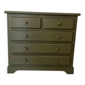 Commode patiné verte