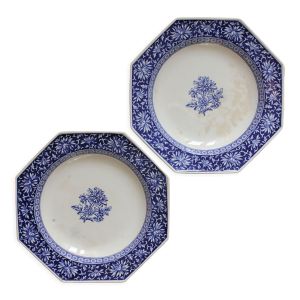 2 assiettes semi creuses octogonales terre de fer anglaise ''Chrysanthemum'' Minton