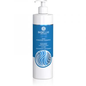 BasicLab Dermocosmetics Capillus shampoing usage quotidien pour un effet naturel 300 ml