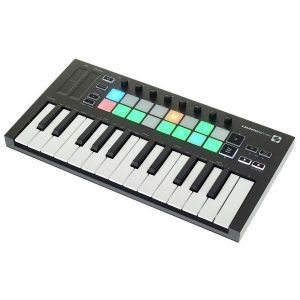 Instruments de musique Novation Launchkey Mini Mk3 - Reconditionné