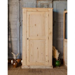 Blandine, la bonneti&egrave;re en bois n&deg;334