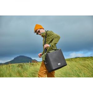 Glaci&egrave;re isotherme-olive-25 litres-contenir 30 canettes-36h glac&eacute;-tissu recycl&eacute;