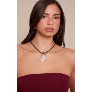 Femme Collier en corde &agrave; pendentif oversize argent&eacute; en forme d'hu&icirc;tre - Taille One Size
