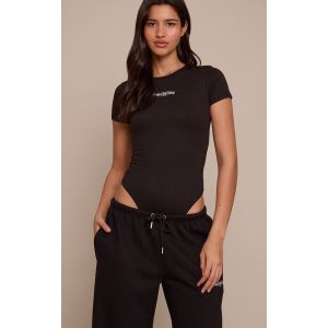 Femme Tall Body noir &agrave; manches courtes et logo "PrettyLittleThing" | Taille Medium - Taille M