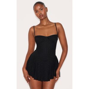 Femme Combishort jupe-short fluide en dentelle textur&eacute;e noire &agrave; bretelles fines | Taille 38 - Taille 38