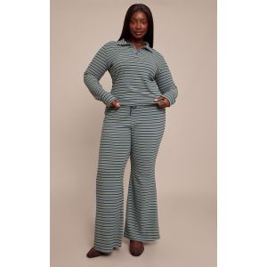 Femme Plus Pantalon skinny flare vert finement ray&eacute; | Taille 48 - Taille 48