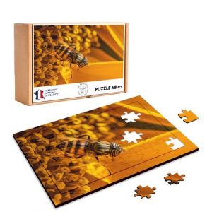 Puzzle en bois 48 Pièces Fabulous - Insecte Volant Butine Polen (28 x 20 cm)