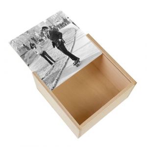 Boite Coffret en Bois - Fabulous - Swag Homme en Costume Sur Un Skate Central Park (11 x 11 x 3,5 cm)