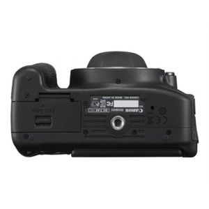 Canon EOS 700D - Appareil photo numérique - Reflex - 18.0 MP - APS-C - 1080p / 30 pi/s - 3x zoom optique objectif EF-S 18-55 mm DC III