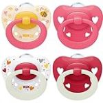 NUK Signature Day & Night Tetine pour b&eacute;b&eacute; | 18-36 mois | Apaise 95 % des b&eacute;b&eacute;s | Sucettes en silicone sans BPA, en forme de c&oelig;ur | Brille dans le noir | C&oelig;urs | Lot de 4