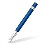 Staedtler TRX, Stylo-plume triangulaire bleu de haute qualité en aluminium anodisé, Encre de couleur bleue et pointe de taille moyenne, Fourni avec un étui mat élégant à emporter partout, 476TRX3 M