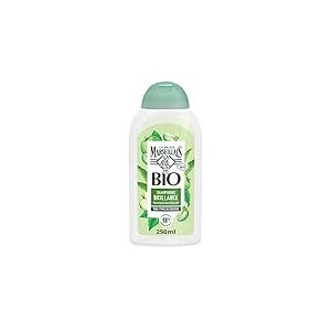 Le Petit Marseillais &ndash; Shampooing Brillance Certifi&eacute; BIO Pomme & Aloe Vera (flacon de 240 ml) &ndash; Shampoing pour tous types de cheveux &ndash; 98 % d'origine naturelle, sans sulfate et sans silicone