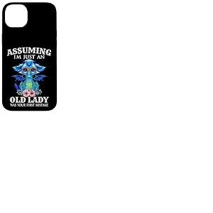 Assuming I'm Just an Old Lady Was Your First Mistake Dragon Coque pour iPhone 14 Plus