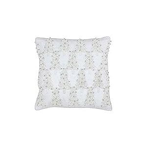 Paoletti Riva Noël Polyester Coussin Rempli - Blanc - Brodé Cousu Arbre Design - Jingle Bell Détailler - Argent Canalisé Edges - 100% Coton - 45 X 45 Cm (18" X 18" Pouces)