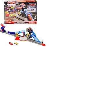 Mattel Disney &middot; Pixar Cars Circuit Course Cascade Piston Cup avec Flash McQueen Langue pendue et Voiture accident&eacute;e, JHL42