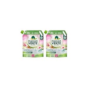Maison Verte - Recharge Lessive Liquide - Parfum aux Huiles Essentielles - Lessive D&eacute;tachante - Amande Douce - Peaux Sensibles - Efficace d&egrave;s 20&deg;C - 5 Enzymes Actives d'Origine Naturelle - 33 Lavages