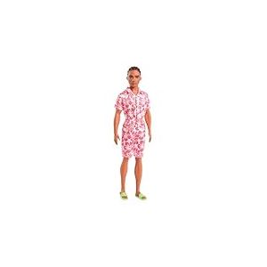 Barbie Poupée Ken Fashionistas 235 avec Cheveux Bruns tressés, Combishort Corail à imprimé hawaïen et Sandales Vertes, HYT99