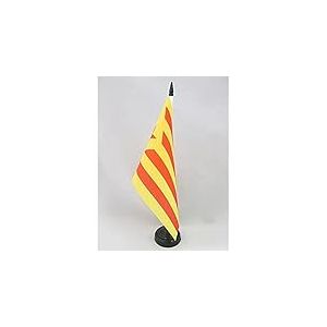 AZ FLAG - Drapeau De Table Catalogne Estelada Vermella 21x14 cm - Petit Drapeau Catalan Ind&eacute;pendentiste De Bureau 100% Polyester Avec Hampe De 25cm Et Socle En Plastique Noir