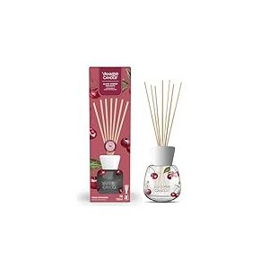 YANKEE CANDLE Signature brins diffuseur | Cerise griotte | 100 ML | Jusqu’à 10 semaines de Fragrance | Emballage Recyclable | Cadeau Parfait pour Les Femmes