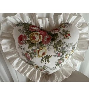 Coussin de canapé princesse en coton à volants en forme de cœur, oreiller de bureau avec dossier