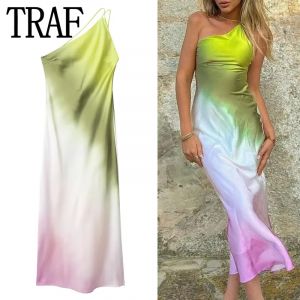 TRAF Tie Dye robe longue femmes asymétrique Satin dos nu robe femme épaules nues Sexy robes de