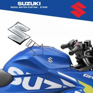 Autocollants badges &laquo; S &raquo; Logo Gloss Car&eacute;nage/Fender Autocollants Chrome Argent pour tous les Suzuki