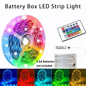 Bande lumineuse LED flexible à couleur changeante alimentée par batterie avec télécommande pour