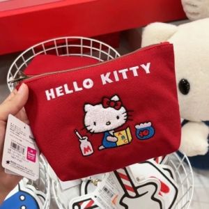 Kawaii mode rouge Hello Kitty femmes grande capacité sac de maquillage mignon filles voyage sac de