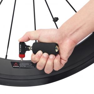 Pompe &agrave; CO2 Portable en alliage d'aluminium, gonfleur de v&eacute;lo pour adaptateur Schrader Presta, Mini