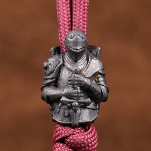 Vicissitudes chevalier templier en laiton EDC rétro paracorde couteau perles croisé armure guerrier