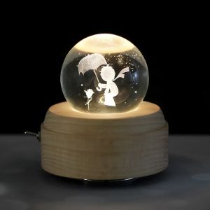 Boîte à musique en bois avec boule de cristal, carrousel romantique, petit prince, cadeau rotatif,