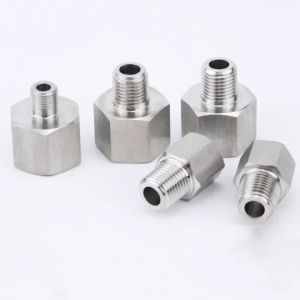 M5 M6 M8 M10 M12 M14 M16 filetage métrique femelle à mâle 304 réducteur en acier inoxydable raccord