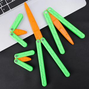 Simulation carotte papillon couteau gravité 3D imprimé en plastique couteau pliant jouet couteau