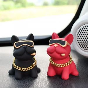 Ornements de voiture bouledogue résistants à l'usure, matériau en résine confortable, décoration de