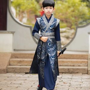 Costume de printemps pour enfants d'âge moyen, surface en satin de brocart, style chevalier