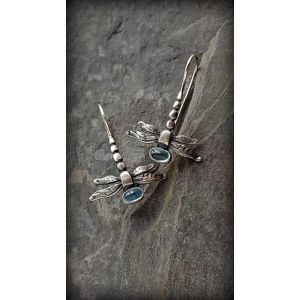 Boucles d'oreilles libellule r&eacute;tro couleur argent pour femmes, incrust&eacute;es de pierres bleues,