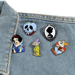 Broche blanche-neige de dessin animé, 5 pièces, créative, sept nains, Poison, pomme, émail, Badge en