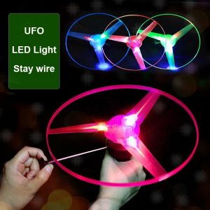 1pc dr&ocirc;le filature d&eacute;pliant lumineux UFO soucoupe volante lumi&egrave;re LED poign&eacute;e Flash Parent-enfant