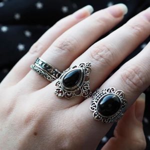 4 pièces/ensemble Vintage goutte d'eau élégant Agate noire Arabesques Antique couleur argent bague