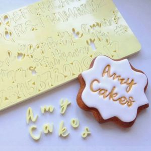 Outils à gâteaux majuscules Alphabet numéro en relief lettre Cutter moule garçon fille emporte-pièce