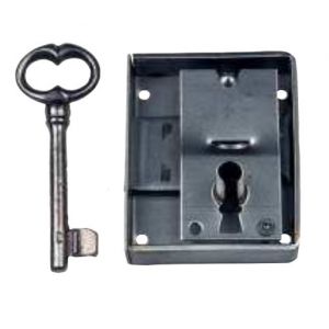 Serrure en applique rustique axe 20 mm largeur 50 mm DEVISMES 3305320